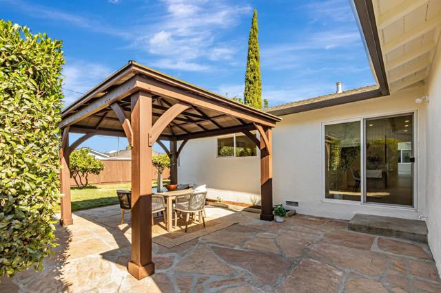 890 Silacci Drive, Campbell CA: https://media.crmls.org/mediaz/1206717f-c466-4713-8015-2fa1ae575fef.jpg