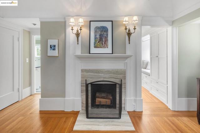 1 Brookside Avenue, Berkeley CA: https://media.crmls.org/mediaz/1206fbd7-707d-45bc-9634-2c090b72c925.jpg