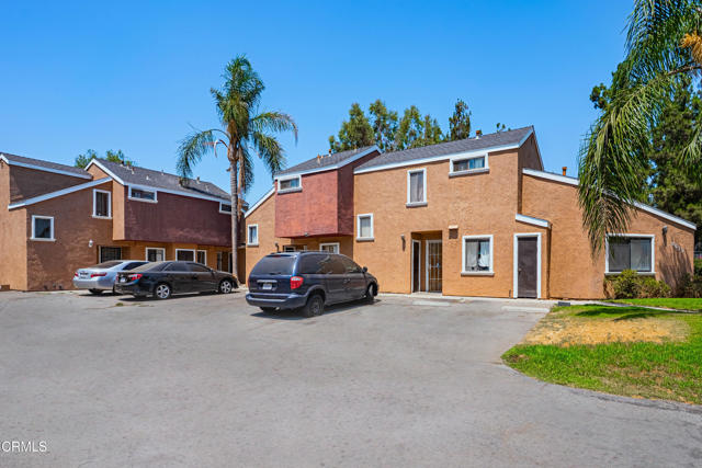 9039 Colony Place, Riverside CA: https://media.crmls.org/mediaz/1206ff83-06b5-4099-ac6c-9c86b6055c95.jpg