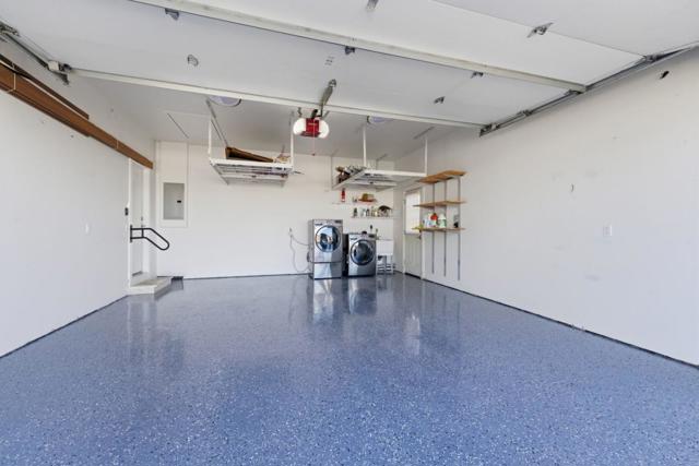 Image 52 of 67 For 1054 Longfellow Avenue