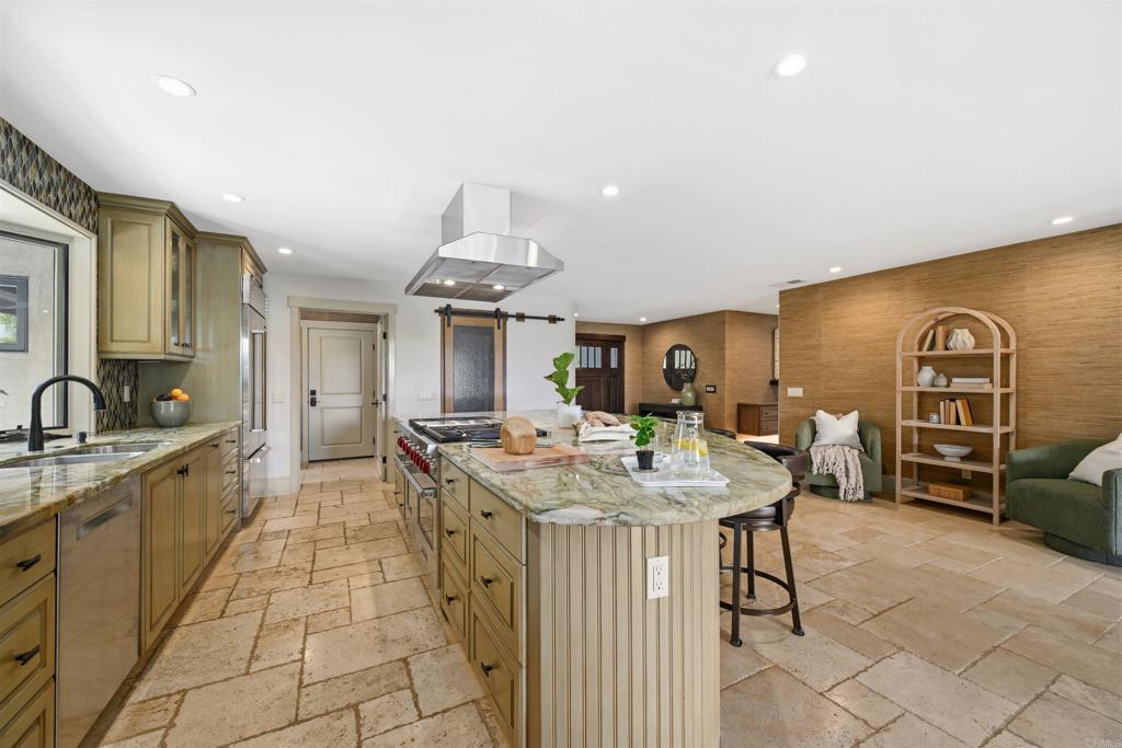 4927 Loma Way - photo 12