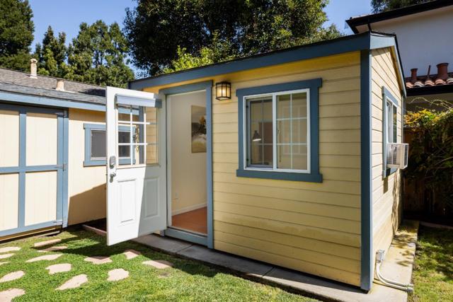 1975 Alma Street, Palo Alto CA: https://media.crmls.org/mediaz/12096339-6ffc-427a-88c2-486c08e430cf.jpg