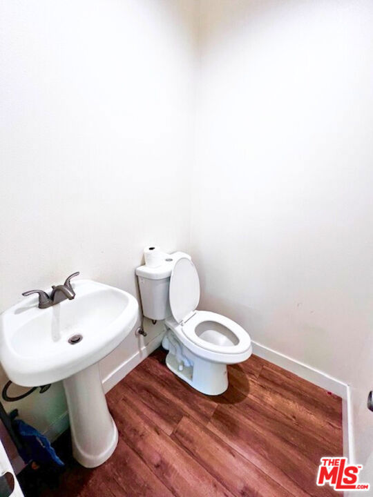 1838 Marine Avenue, Gardena CA: https://media.crmls.org/mediaz/120ae51c-918d-4221-a959-64682b5fd839.jpg