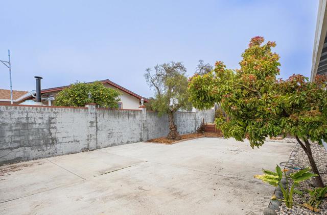 1676 Flores Street, Seaside CA: https://media.crmls.org/mediaz/120b3976-1eeb-4f07-a626-15e40d143945.jpg