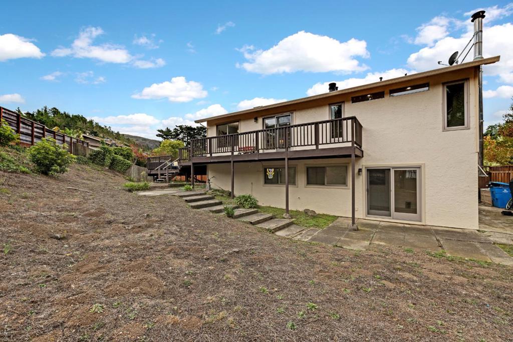 120C9D44 C563 4C36 Bfe0 81221C93A007 19 Elk Court, Pacifica, Ca 94044 &Lt;Span Style='BackgroundColor:transparent;Padding:0Px;'&Gt; &Lt;Small&Gt; &Lt;I&Gt; &Lt;/I&Gt; &Lt;/Small&Gt;&Lt;/Span&Gt;