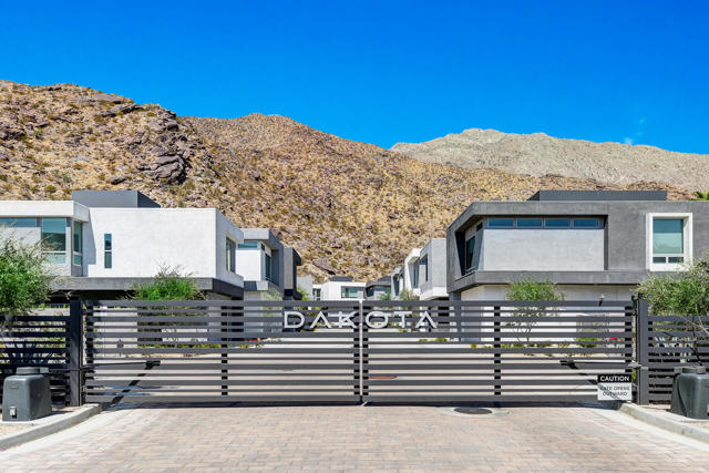 Image 27 of 31 For 329 Goleta Way