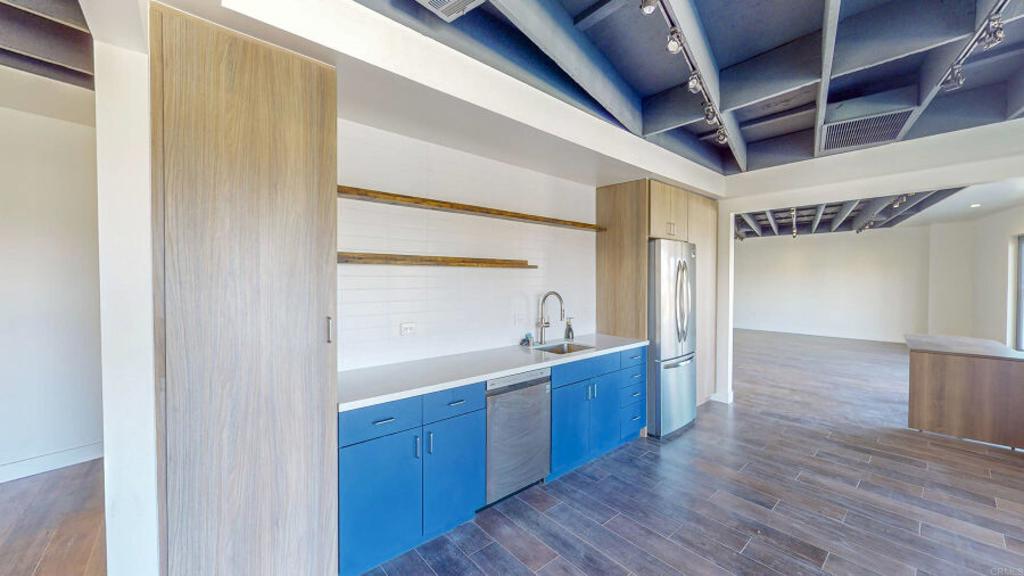 401 Grand Avenue - photo 12