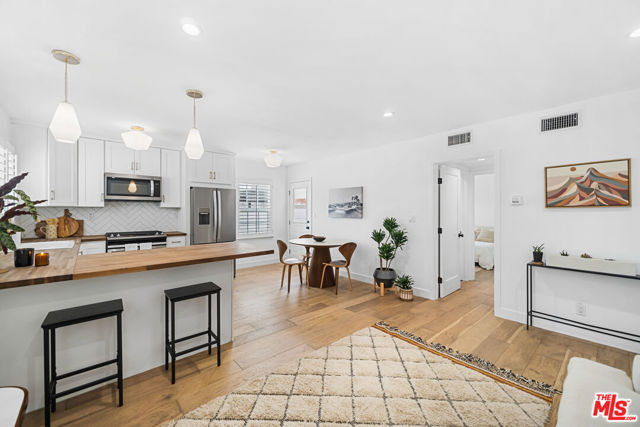 2034 5th Street, A photo 4