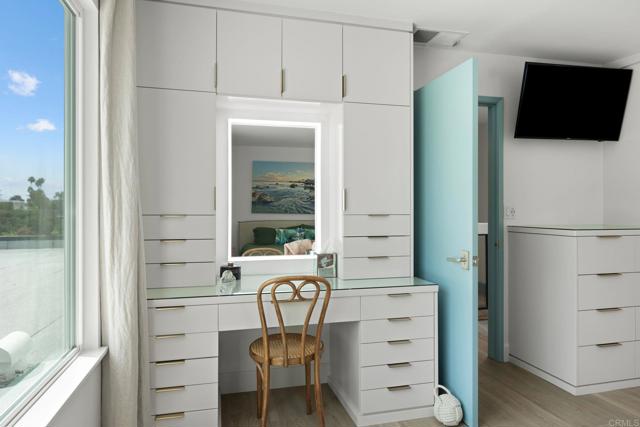 Detail Gallery Image 41 of 68 For 2066 Steiger Ln, Oceanside,  CA 92056 - 5 Beds | 3 Baths