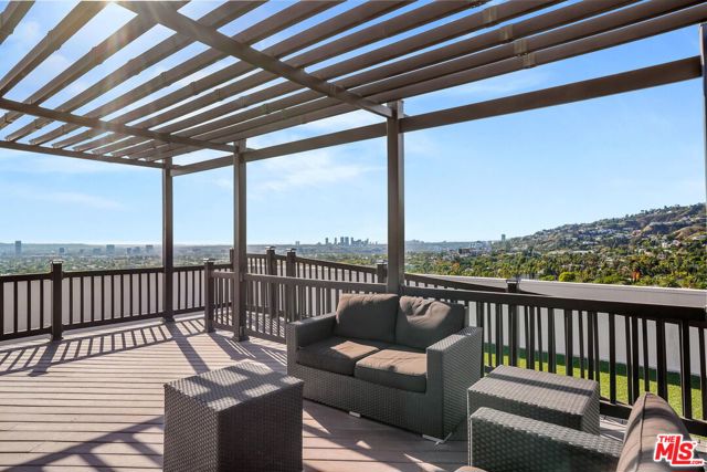 7250 Franklin Avenue, Los Angeles CA: https://media.crmls.org/mediaz/12103f1d-c734-403f-b3ad-4bebb5a99e03.jpg