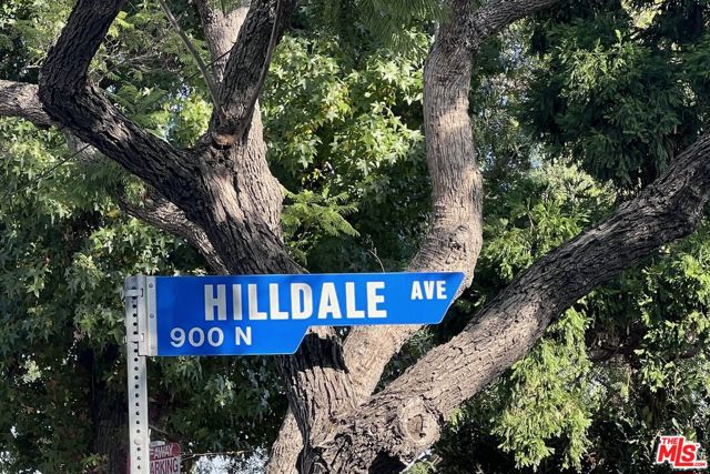 8960 Cynthia Street, West Hollywood CA: https://media.crmls.org/mediaz/12105615-9cf7-467b-9069-4f5809431432.jpg