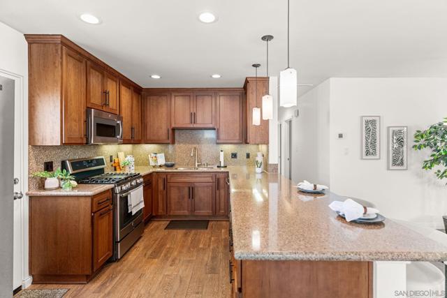 1426 Morenci St, San Diego CA: https://media.crmls.org/mediaz/1210b03d-15ab-4a6f-bf7a-360df9513b78.jpg