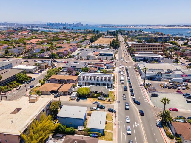Image 1 of 13 For 3046 Nimitz Boulevard