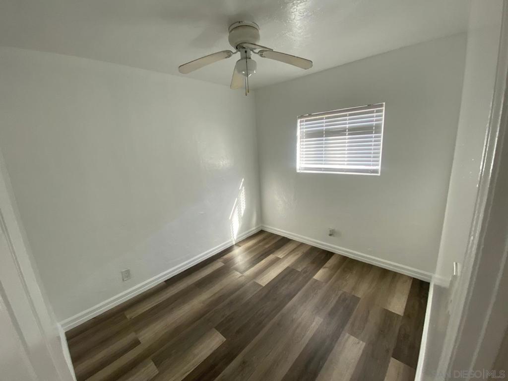 950 Washington Ave - photo 9