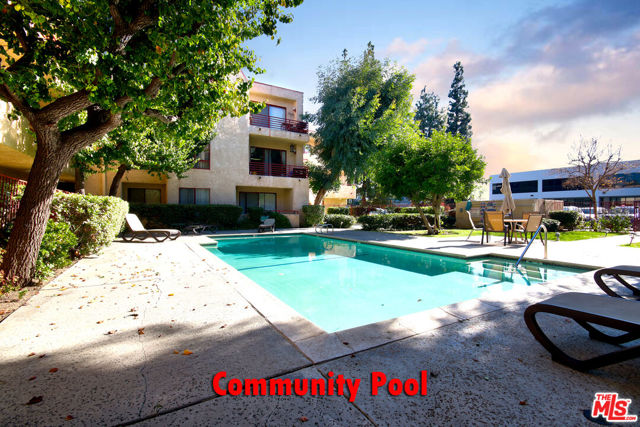 6820 Remmet Avenue, Canoga Park CA: https://media.crmls.org/mediaz/1214da5c-18f9-4ab1-8f11-65696799ee52.jpg