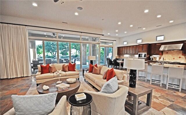 81815 Brown Deer, La Quinta CA: https://media.crmls.org/mediaz/121531a6-f630-488a-ae17-a527b1aaf76e.jpg