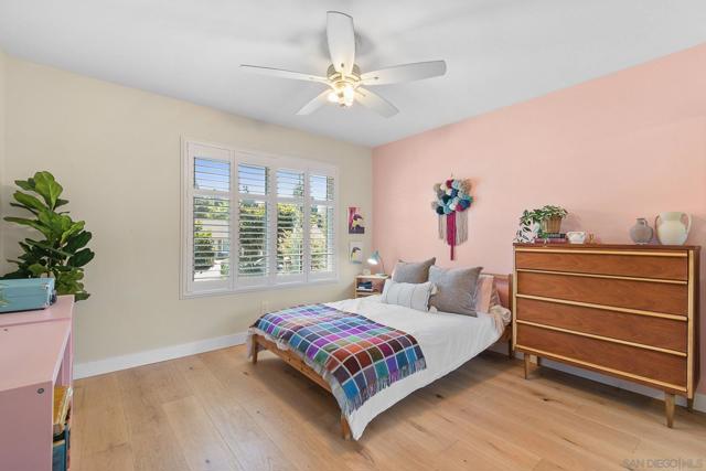 Image 24 of 33 For 3964 Calgary Ave