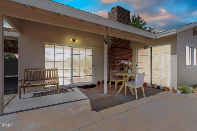 543 E Avenue J1, Lancaster CA: https://media.crmls.org/mediaz/12158e2b-82a8-4742-a071-c726d0488b4f.jpg