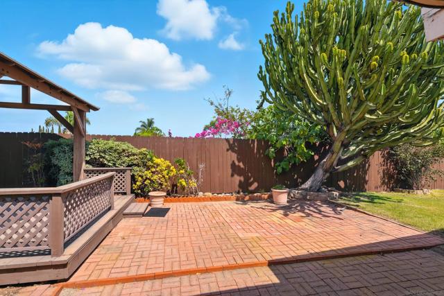1231 Napa Ave, Chula Vista CA: https://media.crmls.org/mediaz/121610bd-8cb7-41d5-b6ed-23160bb9e519.jpg