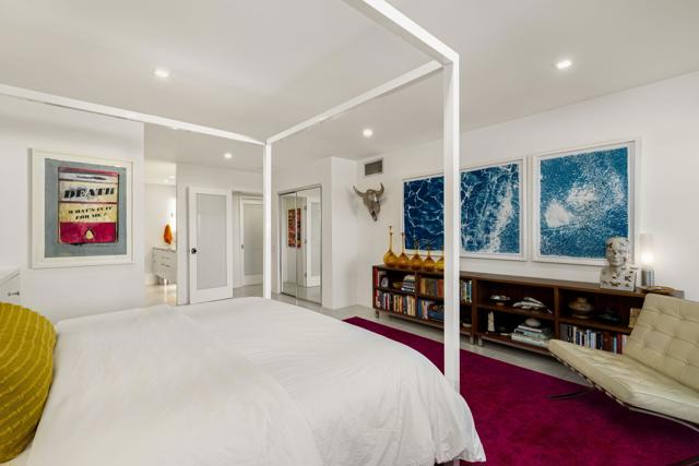 2696 S Sierra Madre, Palm Springs CA: https://media.crmls.org/mediaz/121654cc-9f02-4396-808f-b09a18f3e986.jpg