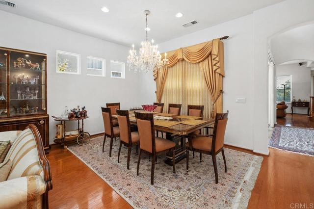 Detail Gallery Image 6 of 45 For 3971 via Cangrejo, San Diego,  CA 92130 - 4 Beds | 3 Baths