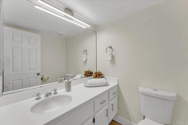 Detail Gallery Image 24 of 47 For 4251 via Clemente, Oceanside,  CA 92057 - 3 Beds | 2/1 Baths