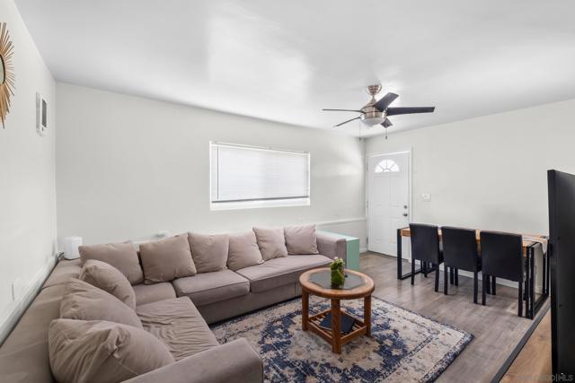 3754 56 Riviera Dr, La Mesa CA: https://media.crmls.org/mediaz/1219641c-0282-4ee8-92bc-b2b946837d90.jpg