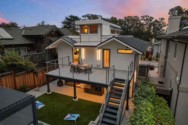 237 21st Avenue, Santa Cruz CA: https://media.crmls.org/mediaz/121a415a-72c6-4d8b-b966-80af727f85d4.jpg