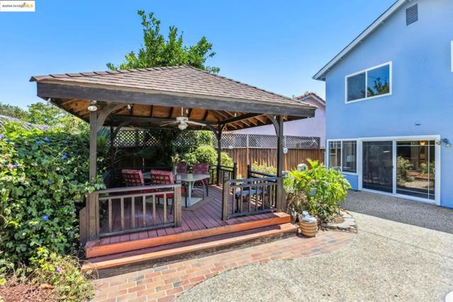 4943 Rice DR, San Jose CA: https://media.crmls.org/mediaz/121a4fef-15ee-4dc6-8d83-e0eb60169a52.jpg