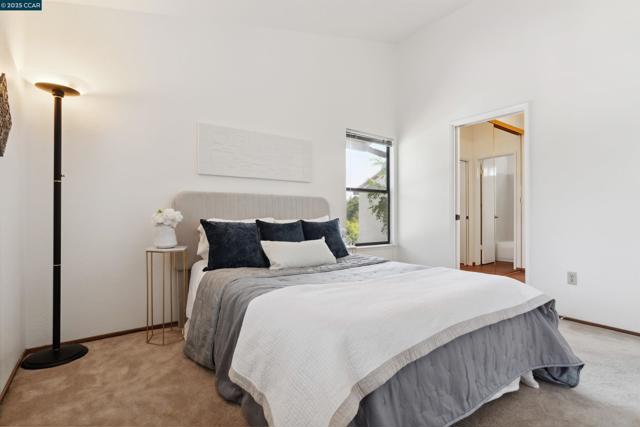 1731 S Villa Way, Walnut Creek CA: https://media.crmls.org/mediaz/121abeba-c282-4a57-bb0c-39af8f0100c8.jpg