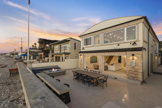 Detail Gallery Image 12 of 12 For 2016 Ocean Front, Del Mar,  CA 92014 - 4 Beds | 4 Baths