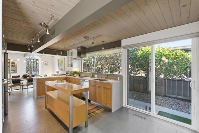 Image 19 of 53 For 943 Trophy Drive