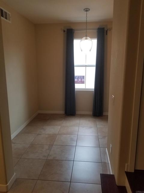 Detail Gallery Image 14 of 27 For 2223 Indus Way, San Marcos,  CA 92078 - 2 Beds | 2/1 Baths