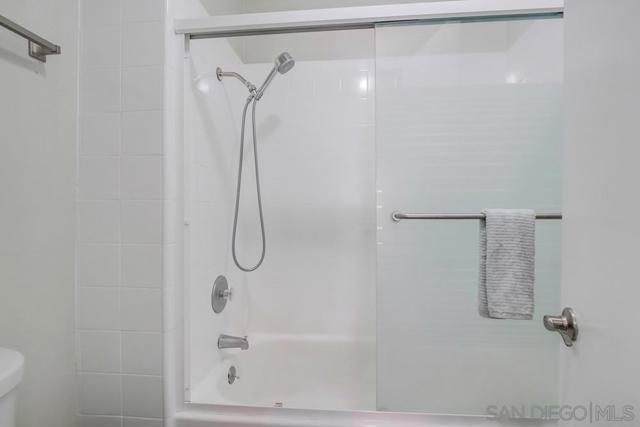 3262 Ashford St, San Diego CA: https://media.crmls.org/mediaz/121bffbf-d6d7-4835-9f2a-ada7ab755c80.jpg