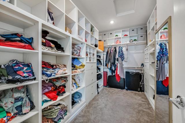 5394 Arnold Rd, Dublin CA: https://media.crmls.org/mediaz/121ca1e1-32c7-4d58-a4d1-bda0c6cc350e.jpg