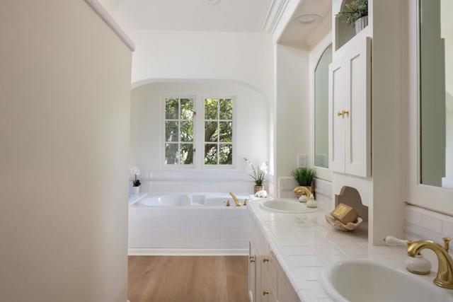 0 Forest 3 SE of 8th Avenue, Carmel CA: https://media.crmls.org/mediaz/121dd4af-4cc4-4b4c-a419-c78d35f5f6ca.jpg
