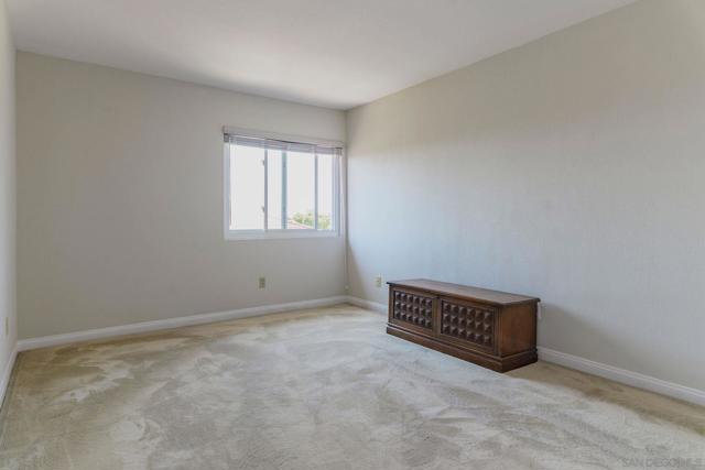 11686 Cacao Court, San Diego CA: https://media.crmls.org/mediaz/121de167-d094-4822-8649-5a565e72be29.jpg