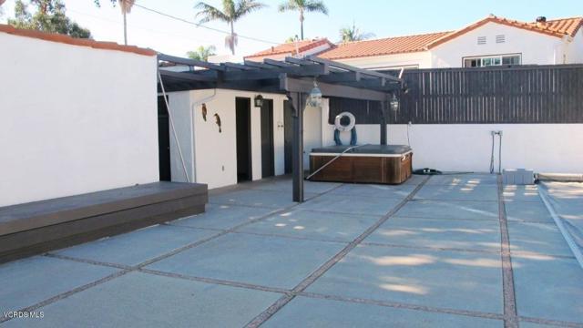 352 Glen Ellen Drive, Ventura CA: https://media.crmls.org/mediaz/121df648-52ea-4313-a3de-2bcccb46de6e.jpg