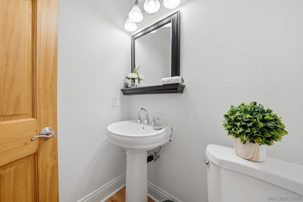 5505 Adelaide Ave - photo 17