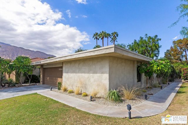 2264 Oakcrest Drive, Palm Springs, CA 92264