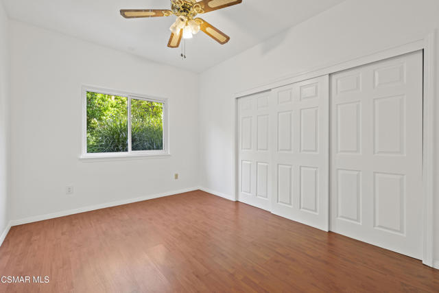 287 Golden Fern Court, Simi Valley CA: https://media.crmls.org/mediaz/121fa34f-d588-43fd-8e80-7edc787b765b.jpg