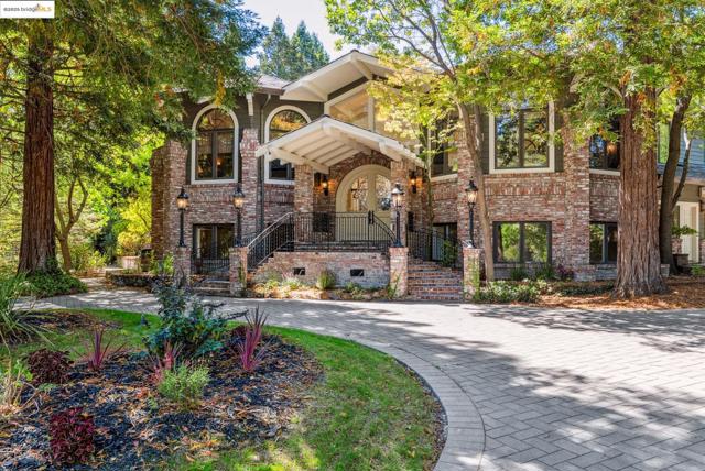 9 Burton Vista Ct, Lafayette CA: https://media.crmls.org/mediaz/121fddc5-858f-488a-889b-869eafeb62c7.jpg
