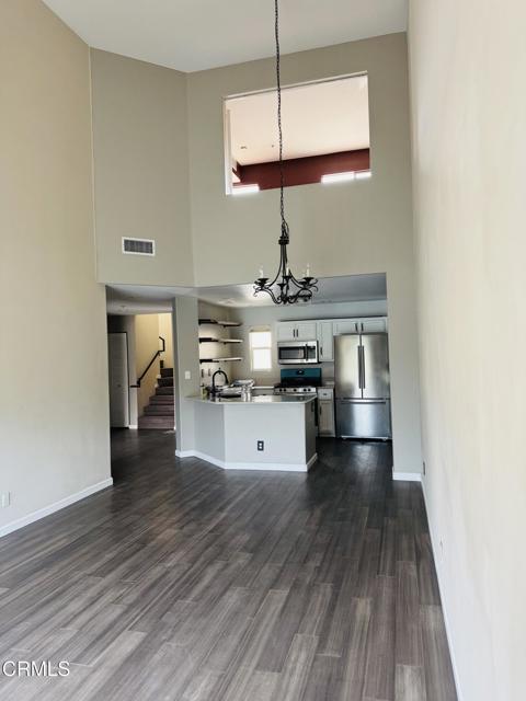 Detail Gallery Image 4 of 51 For 2742 Borchard Rd, Newbury Park,  CA 91320 - 3 Beds | 2/1 Baths