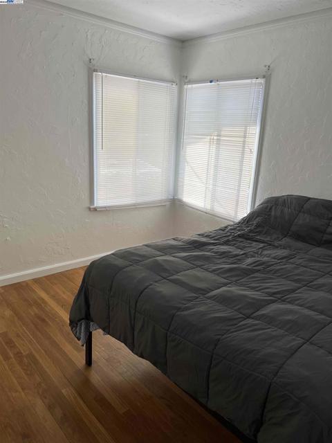 2140 W Avenue 134Th, San Leandro CA: https://media.crmls.org/mediaz/12218474-5a24-4803-82a0-6afdef5ccbda.jpg