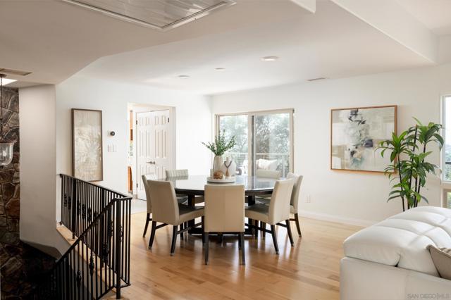 16204 Orchard Bend Rd, Poway CA: https://media.crmls.org/mediaz/12220dc3-dab0-4fc6-af45-3bad454f01b3.jpg