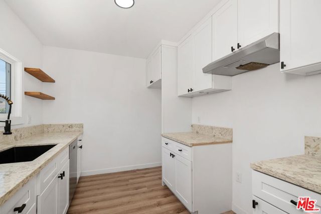 672 E 119th Street, Los Angeles CA: https://media.crmls.org/mediaz/12221e46-c782-4046-88c6-2b2095d4f53b.jpg