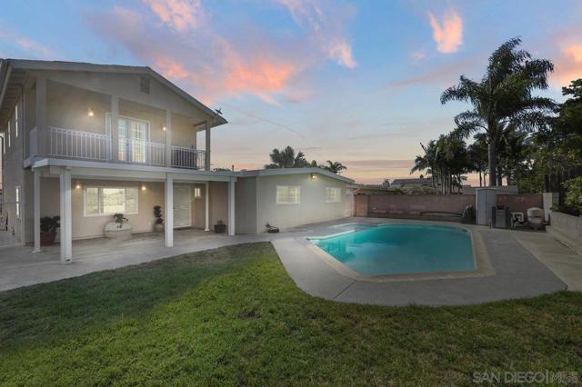 1173 Oasis Ave, Chula Vista CA: https://media.crmls.org/mediaz/1222a356-f66b-4c76-8014-0233d1a7e11d.jpg