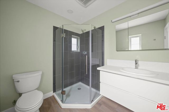 1317 Punta Gorda, Santa Barbara CA: https://media.crmls.org/mediaz/1222b5f8-9cec-46ae-b291-f9e3d7701aab.jpg
