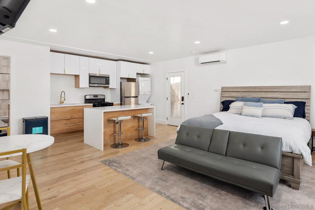 MLS #250043147SD image #25