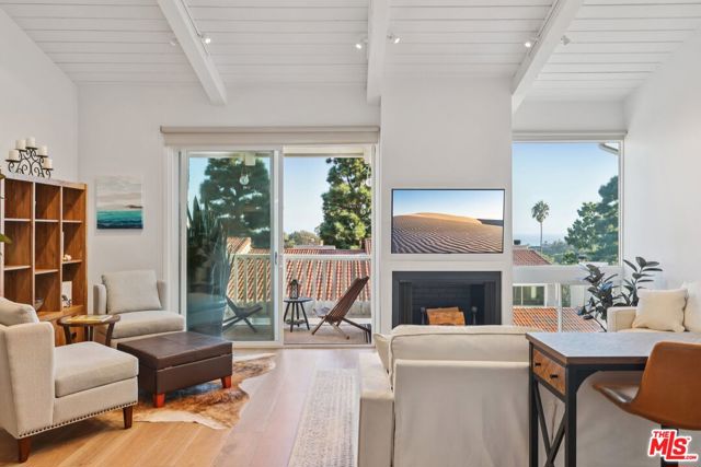 Drew Fenton | 28266 Rey De Copas Lane Malibu CA | MLS: 7496223 Drew Fenton | 28266 Rey De Copas Lane Malibu CA | MLS: 7496223